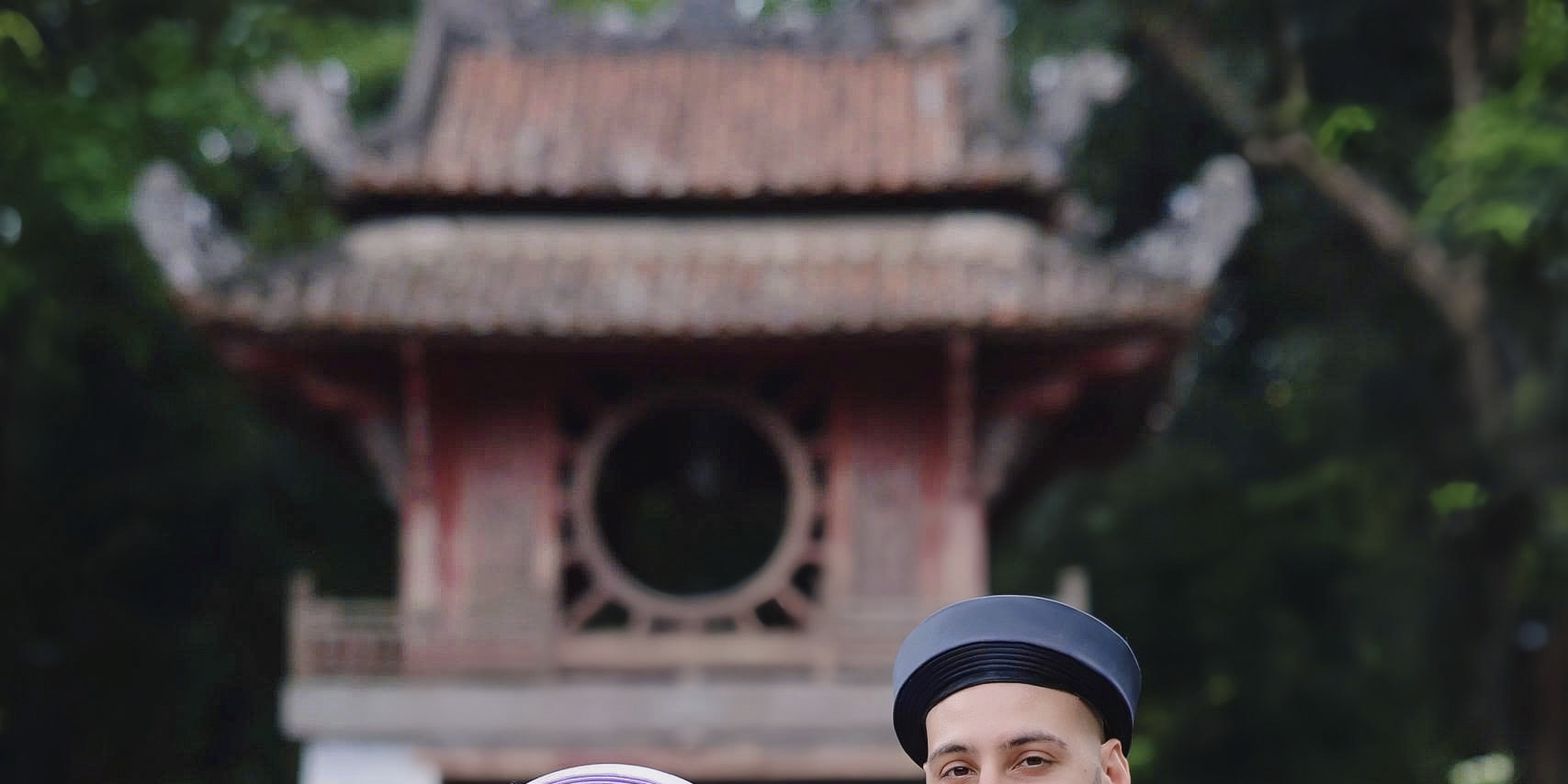 Royal Vietnamese Costume Rental & Professional Photoshoot in Hanoi - Thumbnail 15
