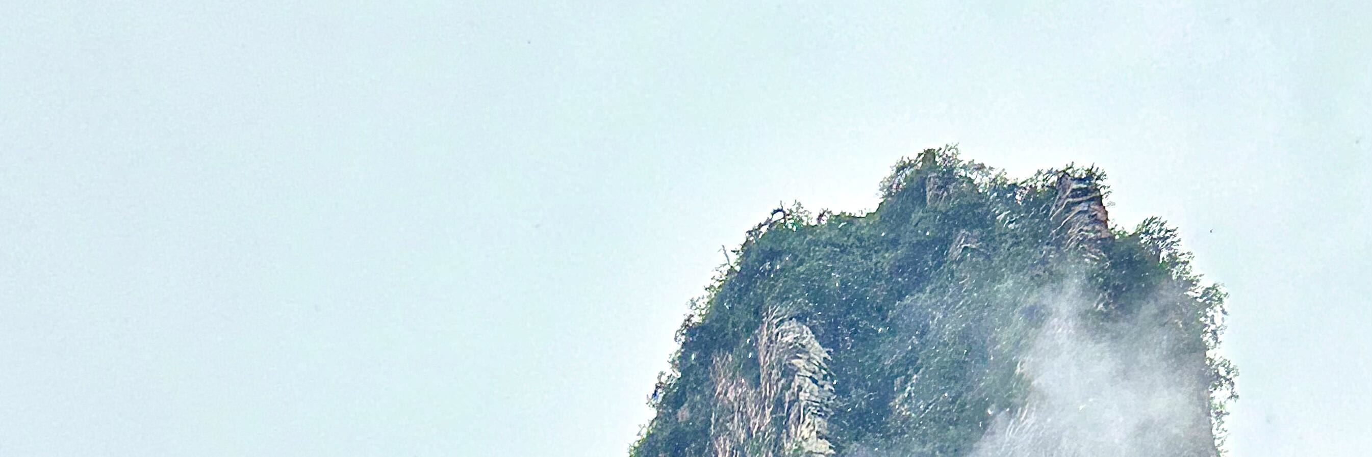 張家界尊享3日遊（精品四鑽酒店+VIP通道+8人小團+森林公園+天子山+袁家界+阿凡達同款+百米天梯+玻璃橋+魅力湘西表演）