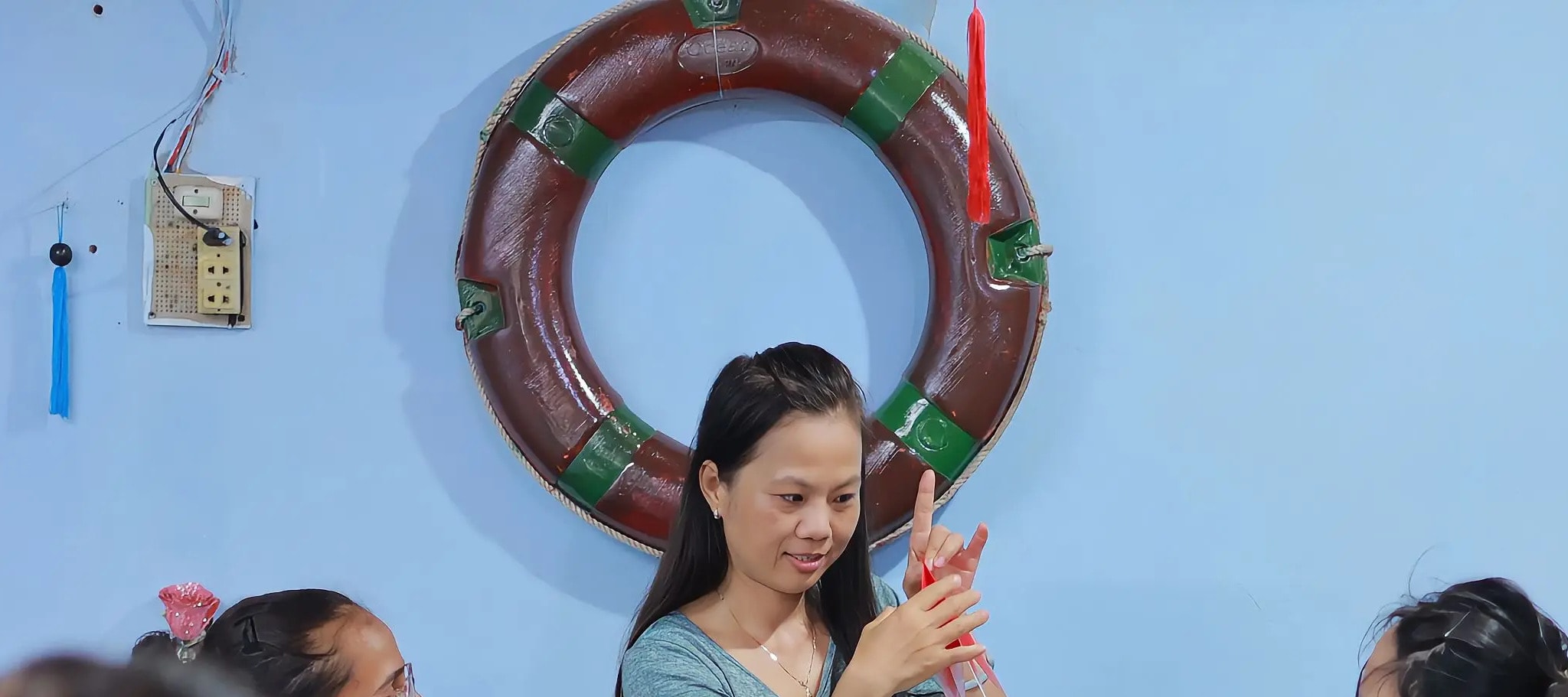Hoi An: Private Lantern Boat Ride & Floating Lantern-Making Class - Thumbnail 4