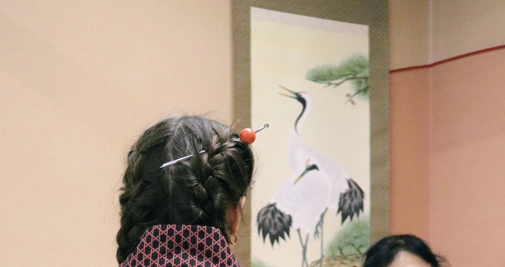 穿上和服，舉手投足更顯優雅