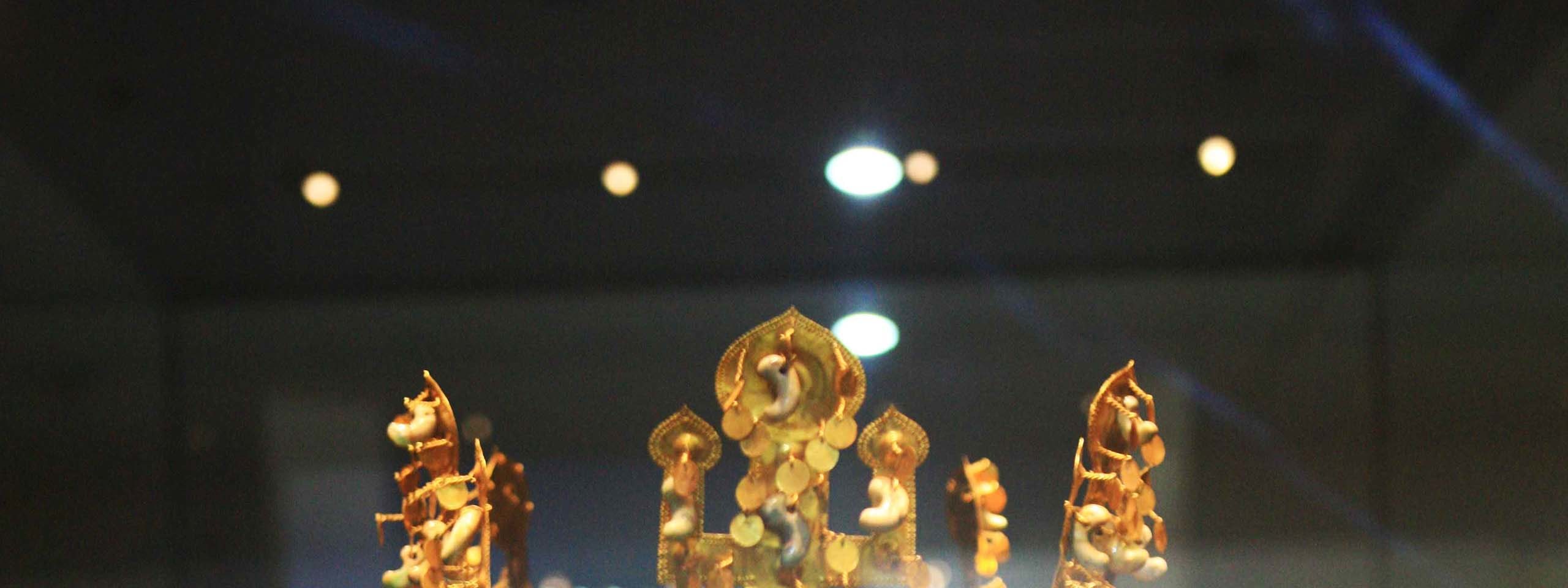 慶州國立博物館珍藏著新羅王國無價的文物，包括黃金王冠和佛教聖物。博物館生動地講述了慶州輝煌的歷史。