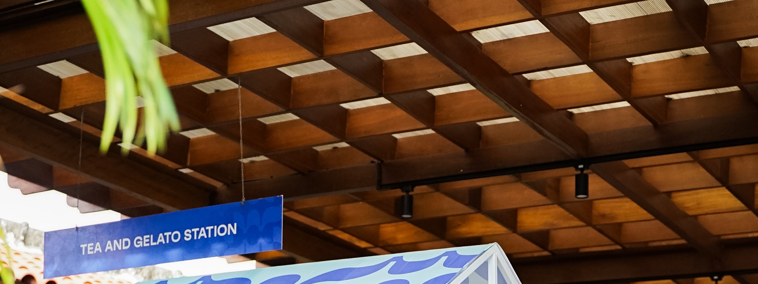 在旅程結束後,盡情享用島上最好的意式冰淇淋。 在旅程結束後,盡情享用島上最好的意式冰淇淋。