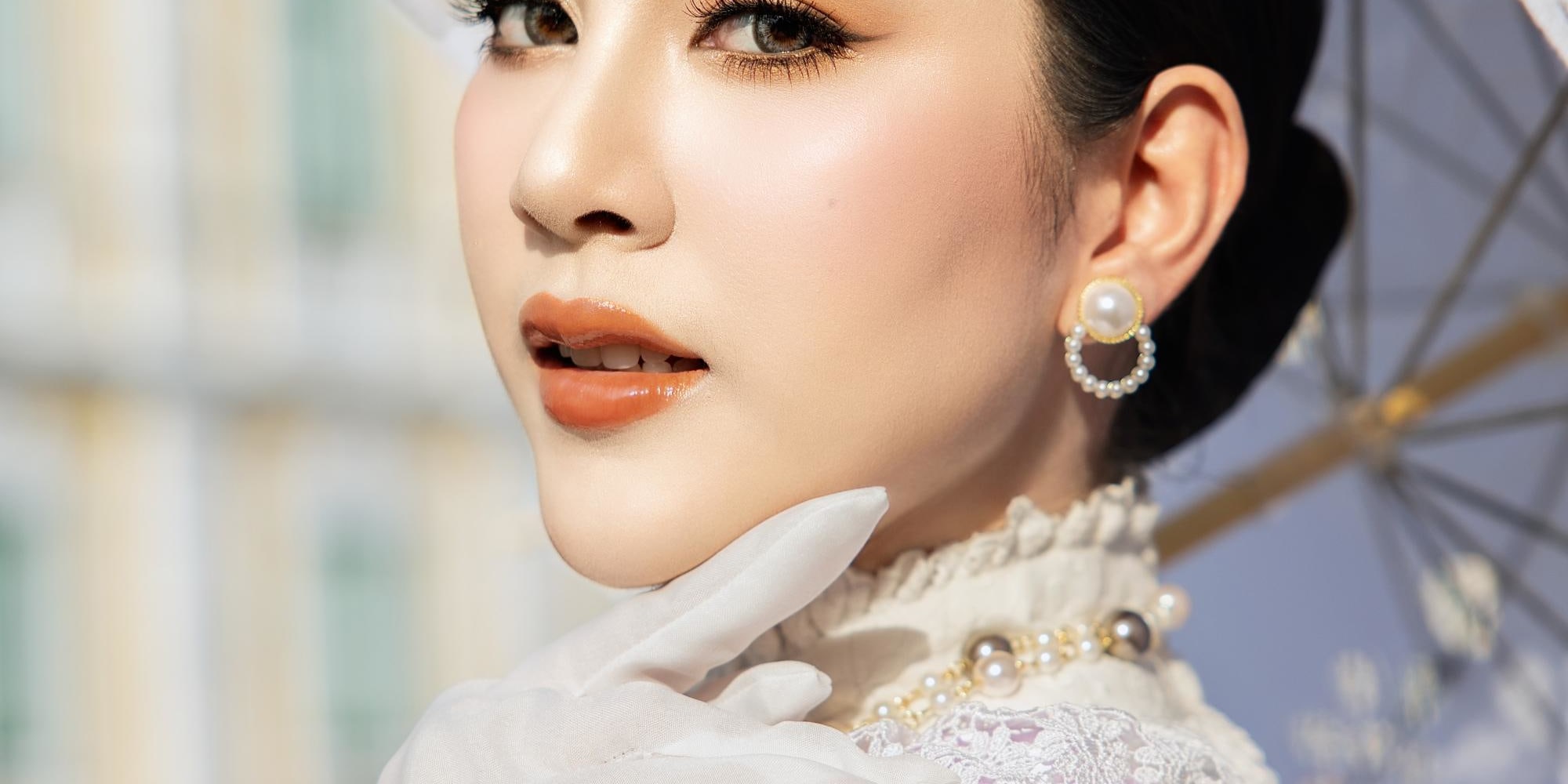Thai Costume Rental (Rama V Era) by Absolute Thai Studio in Bangkok - Thumbnail 27