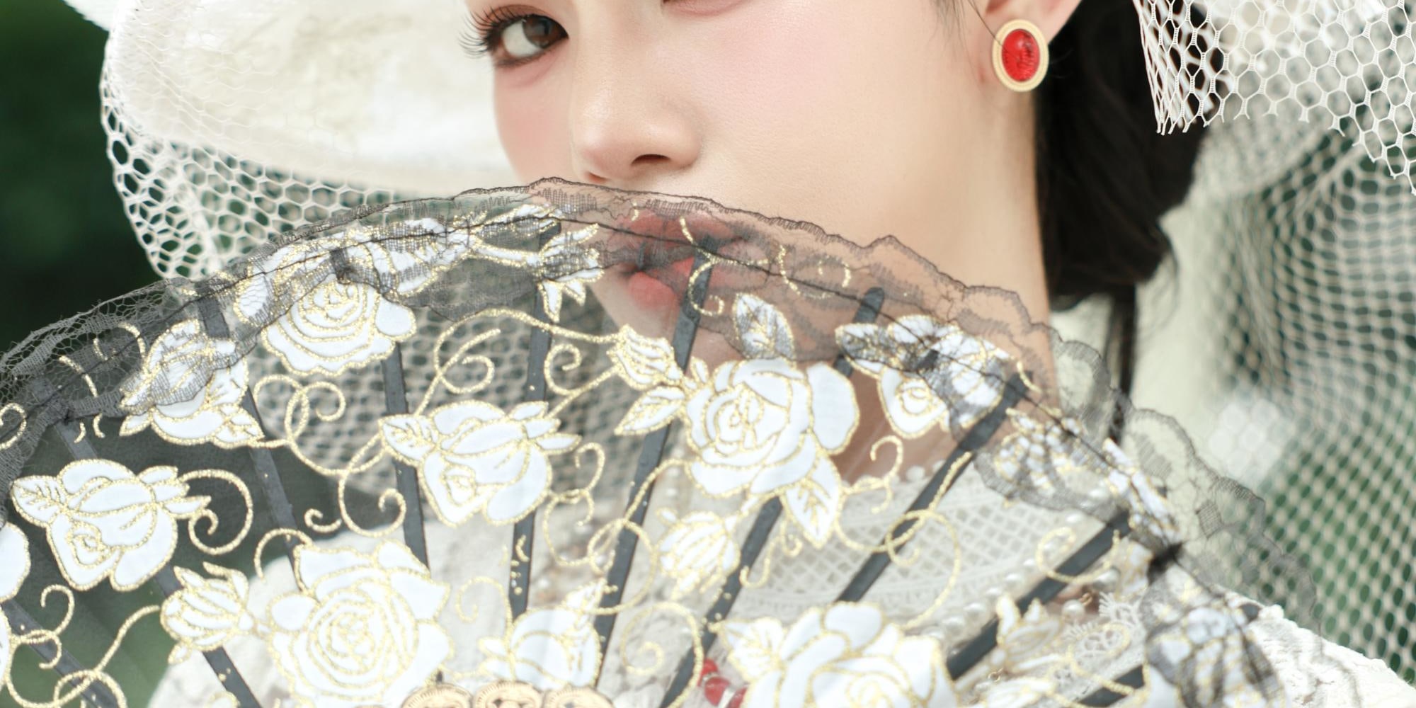 Thai Costume Rental (Rama V Era) by Absolute Thai Studio in Bangkok - Thumbnail 9