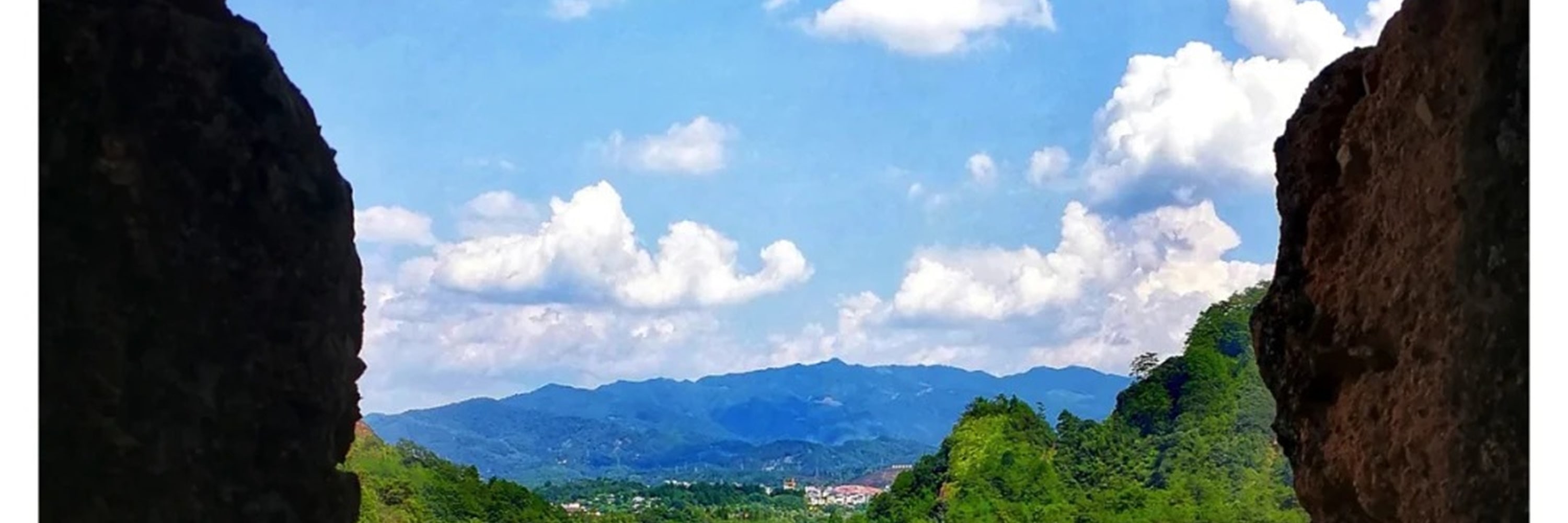 福建武夷山&九曲溪深度2日遊（大紅袍母樹&免費品嚐大紅袍+天遊峰+九曲溪竹筏漂流體驗+贈送特色餐食+動車廈門往返+可選印象大紅袍演出）
