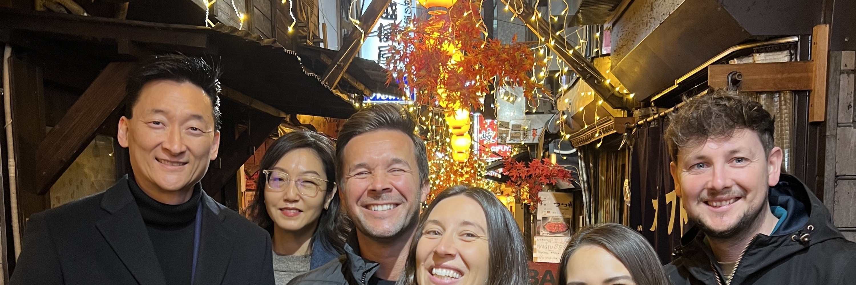 東京：新宿美食之旅，品嚐 13 道料理，走訪 4 家在地餐廳