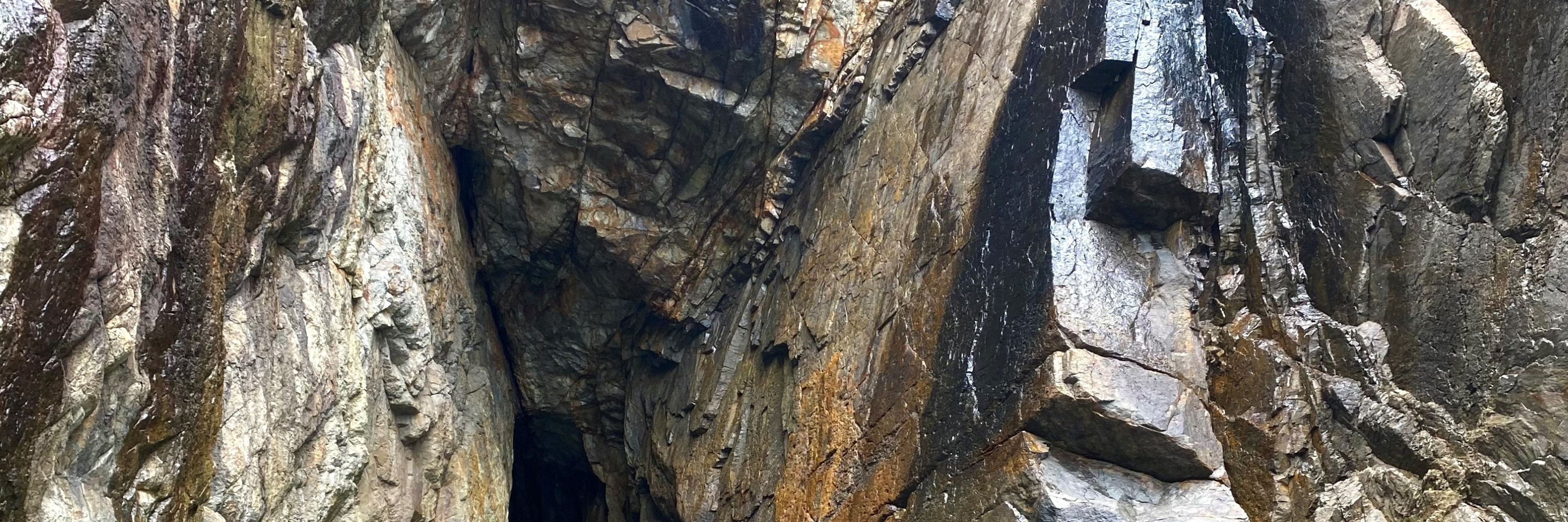 香港東龍島獨木舟探索特色洞穴生態團