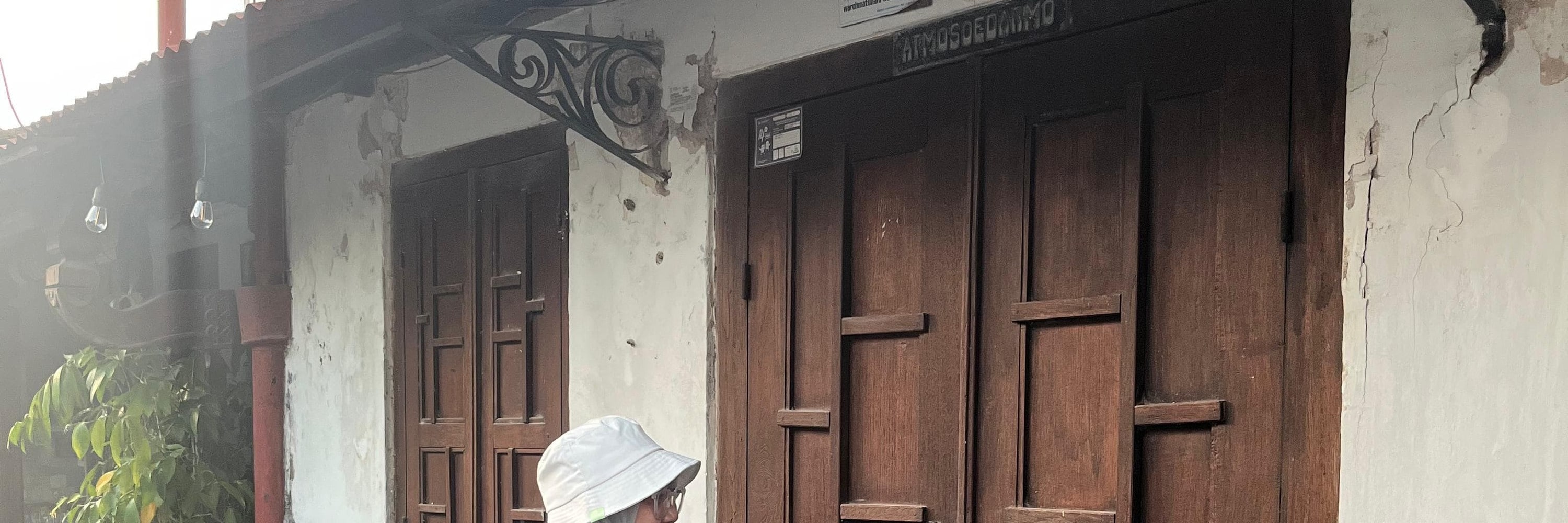(Free eSIM) Yogyakarta Costume at Keraton & Kotagede