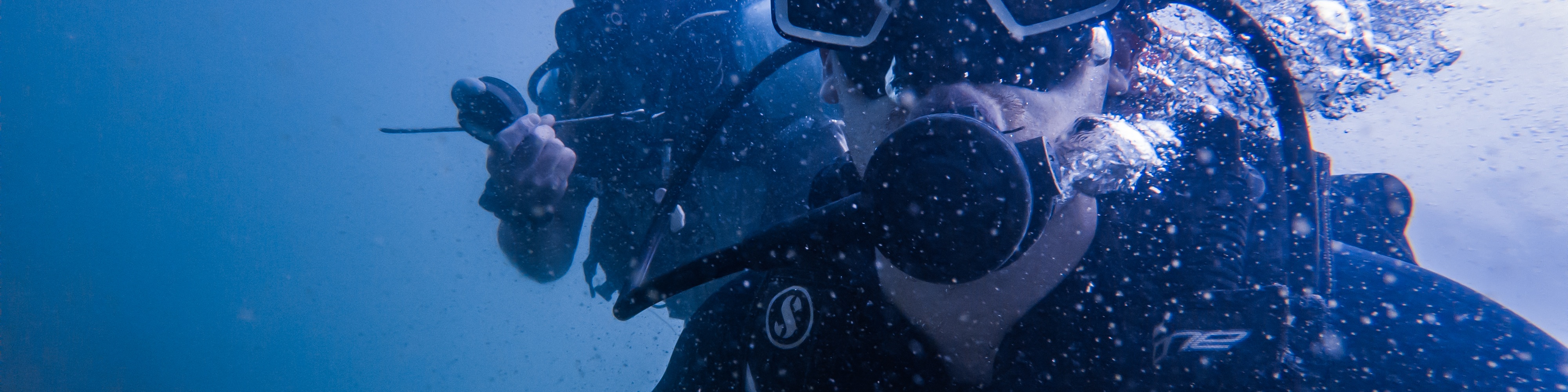 閣骨島 PADI 五星潛水中心嘗試潛水體驗