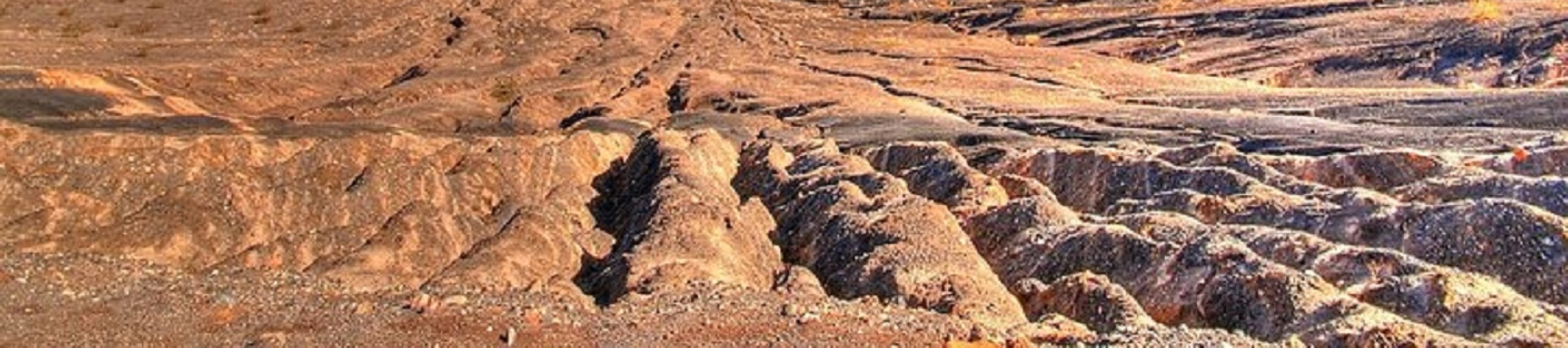 拉斯維加斯死亡谷和 Rhyolite 鬼鎮之旅 (Death Valley and Rhyolite Ghost Town Tour in Las Vegas)