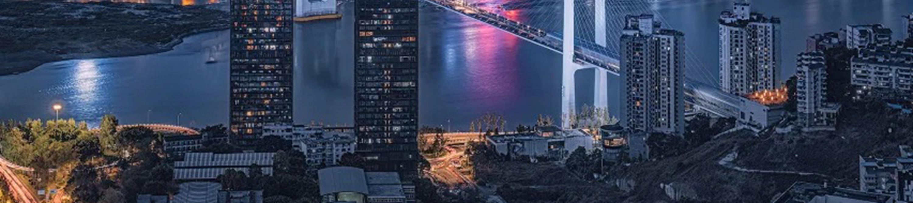 魔幻重慶&渝東南秘境奇遇5日遊（武隆天生三橋+洪崖洞+仙女山+賽博城市+長江索道+溫泉體驗+贈春晚《印象武隆》節目+列車穿樓+江景火鍋）
