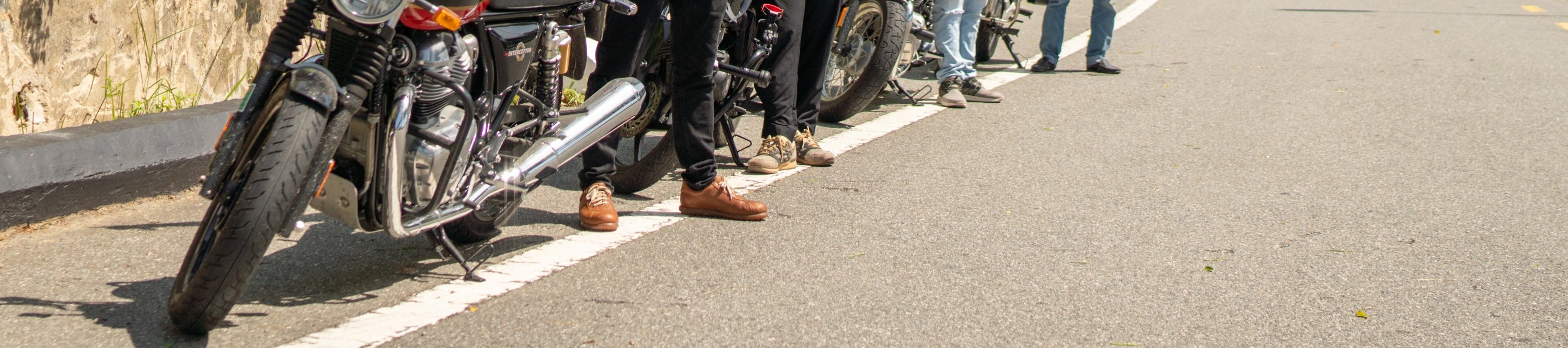 美山勝地私人一日遊（騎乘高級摩托車）