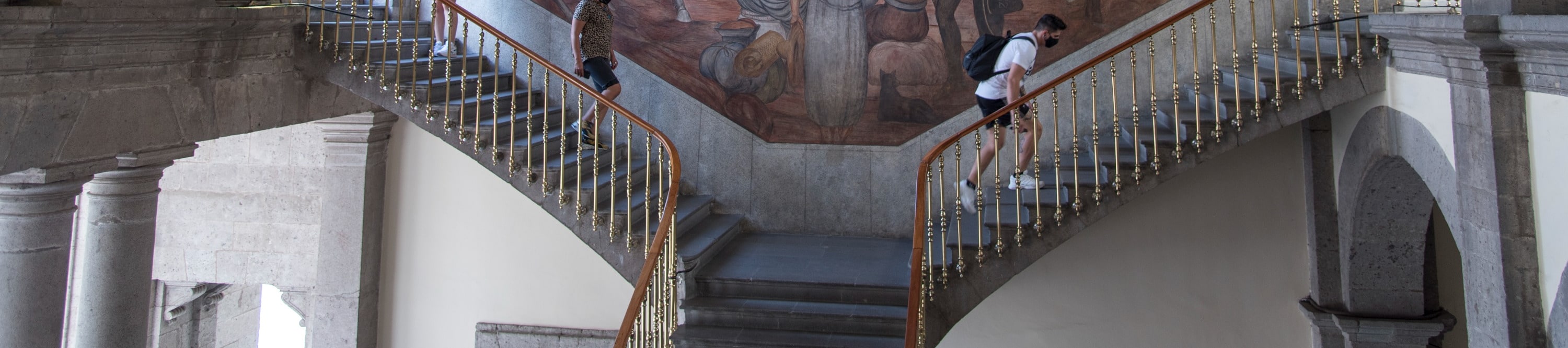 墨西哥城查普爾特佩克城堡和國家歷史博物館之旅 (Chapultepec Castle & National Museum of History Tour in Mexico City)