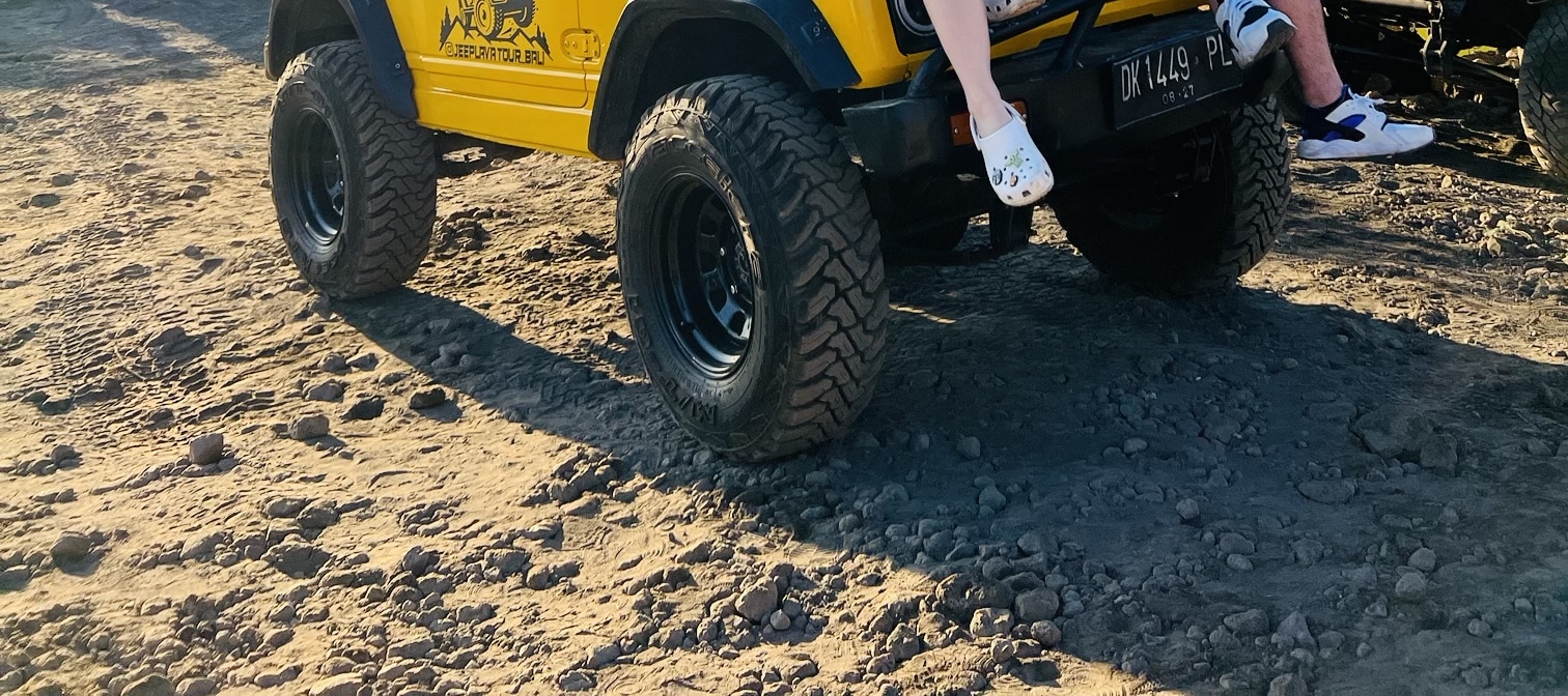 金塔馬尼越野吉普車＆巴杜爾火山口日出健行之旅
