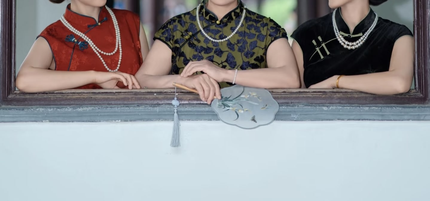 Shanghai Yu Garden | High-end Cheongsam Rental・Makeup & Hair Styling・Photography Experience - Thumbnail 16