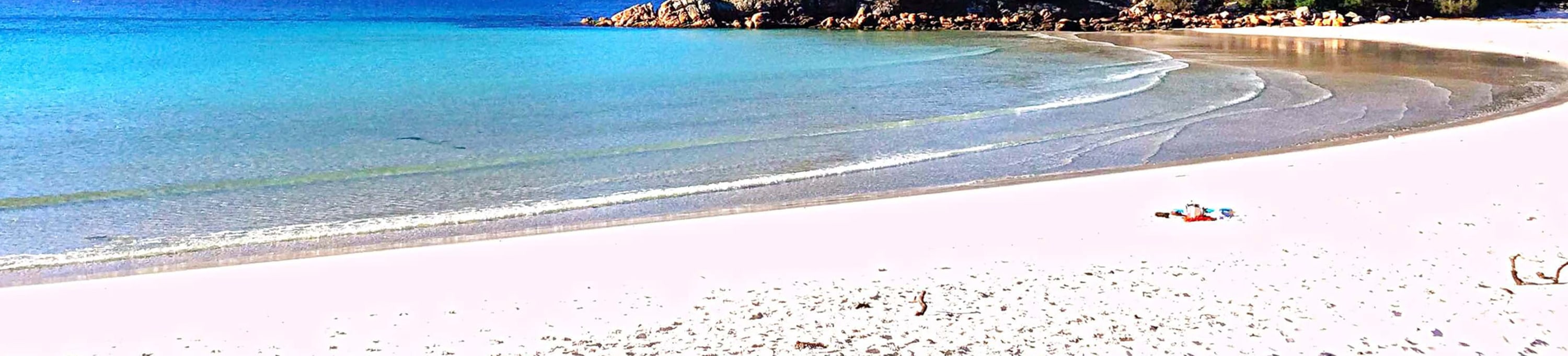 酒杯灣（Wineglass Bay）& 菲欣納（Freycinet）一日遊（霍巴特出發）