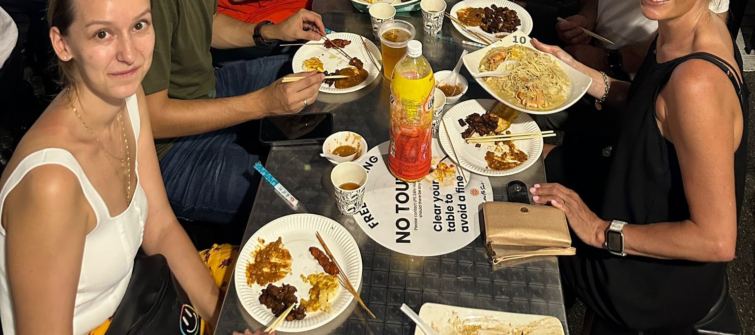 小團：新加坡街頭美食 & 夜遊