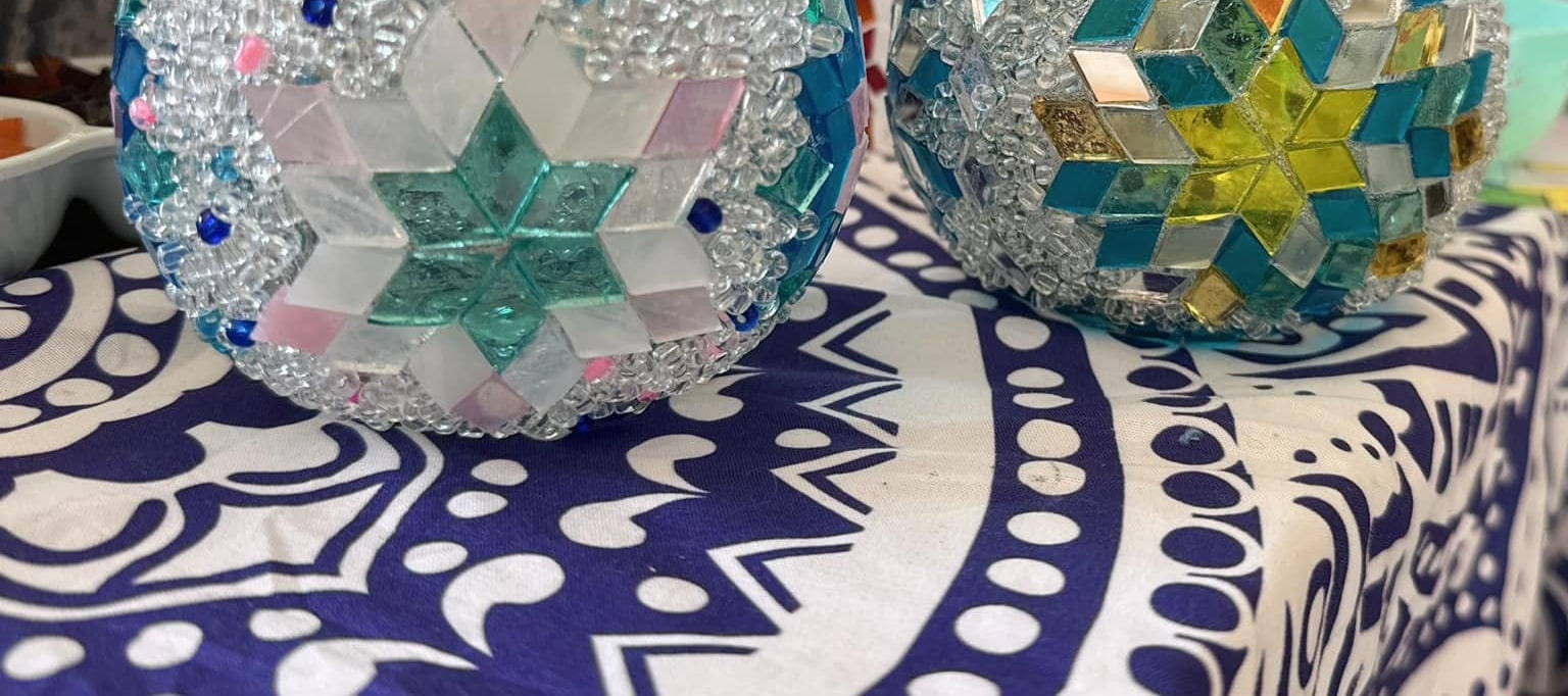 Shek Mun IRREGULart - Exotic Mosaic Workshop | Coaster | Photo Frame | Candle Holder | Table Lamp | Moon Lamp  - Thumbnail 10