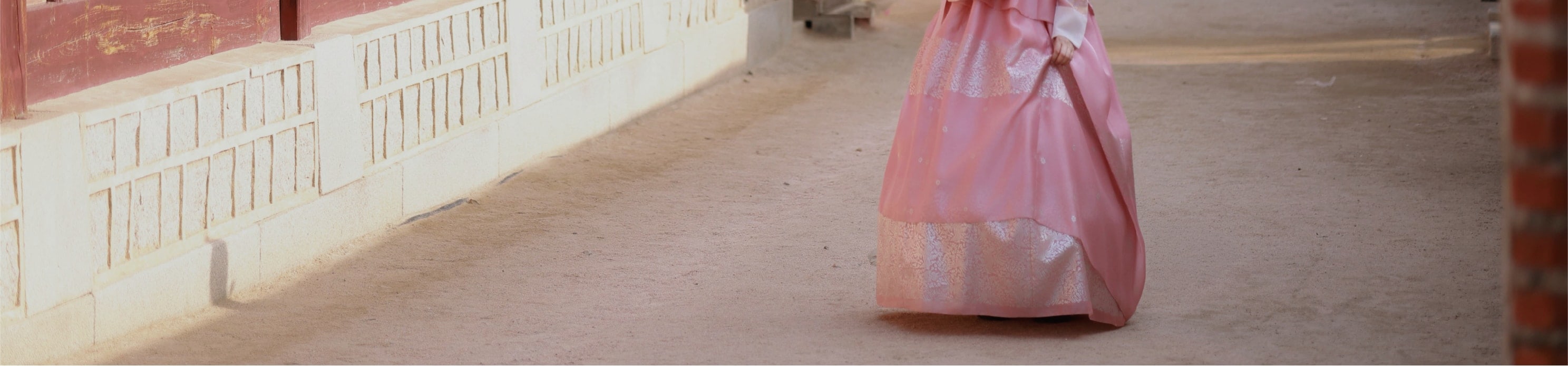 Hanbok Rental with Hairstyling & Accessories at Hanbokgirls - Thumbnail 82