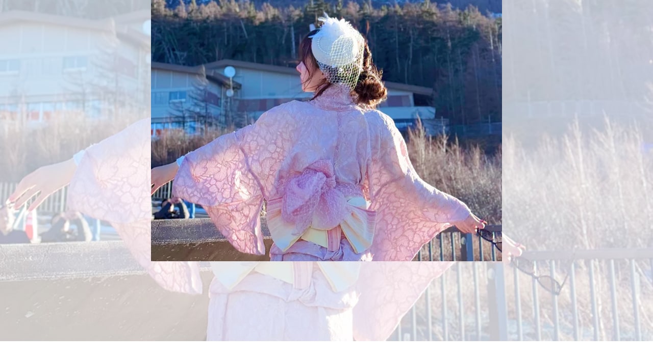 富士山五合目位於富士山的半山腰,其標高為2305米。這座日本第一的高山,遠看近看皆有不同意境 富士山五合目位於富士山的半山腰,其標高為2305米。這座日本第一的高山,遠看近看皆有不同意境