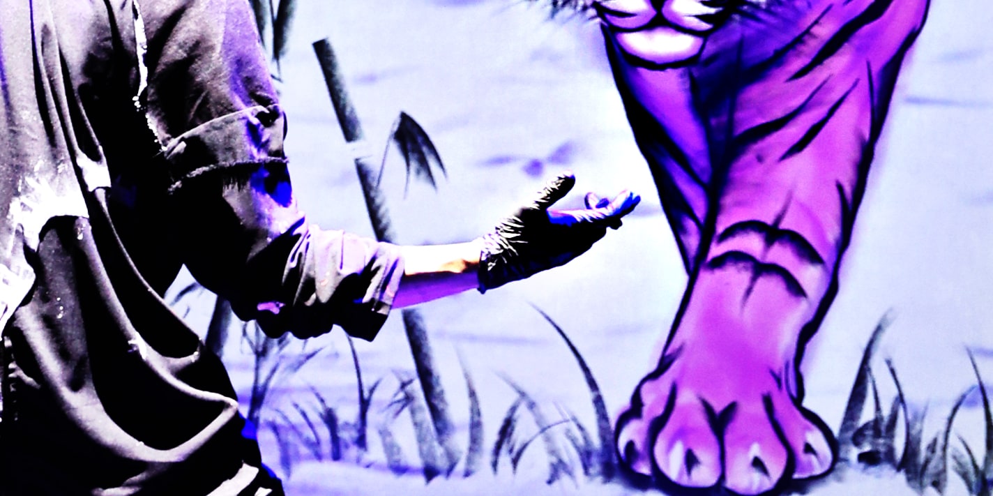 幻多奇劇場——一場充滿活力、融合藝術與表演的精彩演出，適合所有年齡段的觀眾！首爾必看的藝術娛樂表演！觀看才華橫溢的表演者在您眼前實時創作！