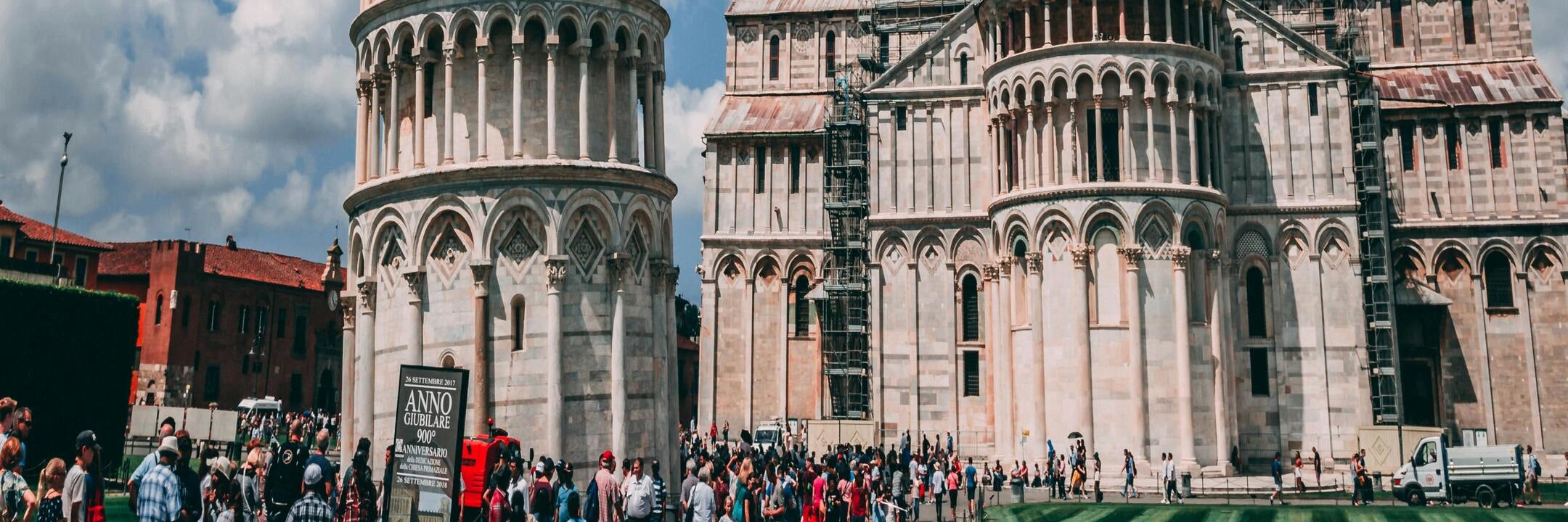 From Livorno: Pisa Shuttle Bus with Return Transfer