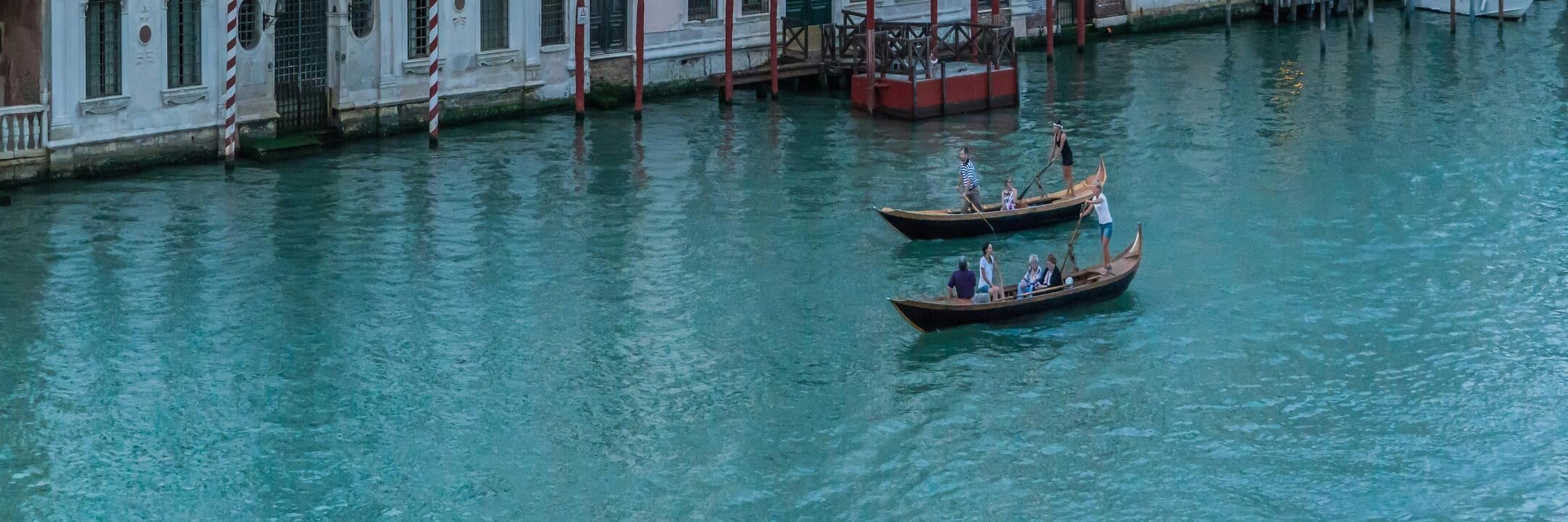Venice: Shared Gondola Ride with Grand Canal Views