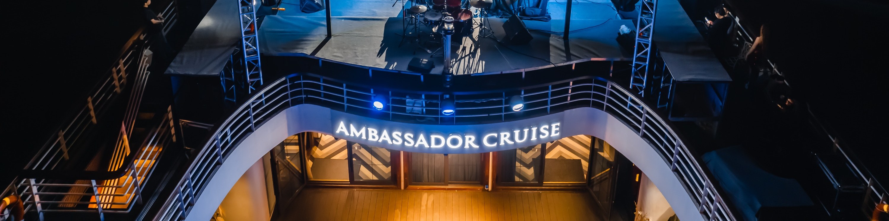 下龍5星豪華遊輪觀光自助餐體驗（Ambassador Cruise 提供）