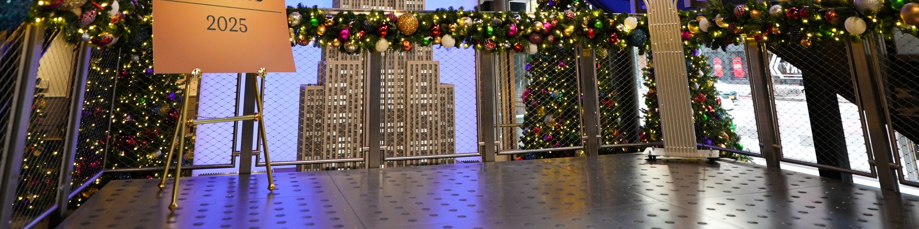 在帝國大廈感受節日季的歡樂氛圍 在帝國大廈感受節日季的歡樂氛圍