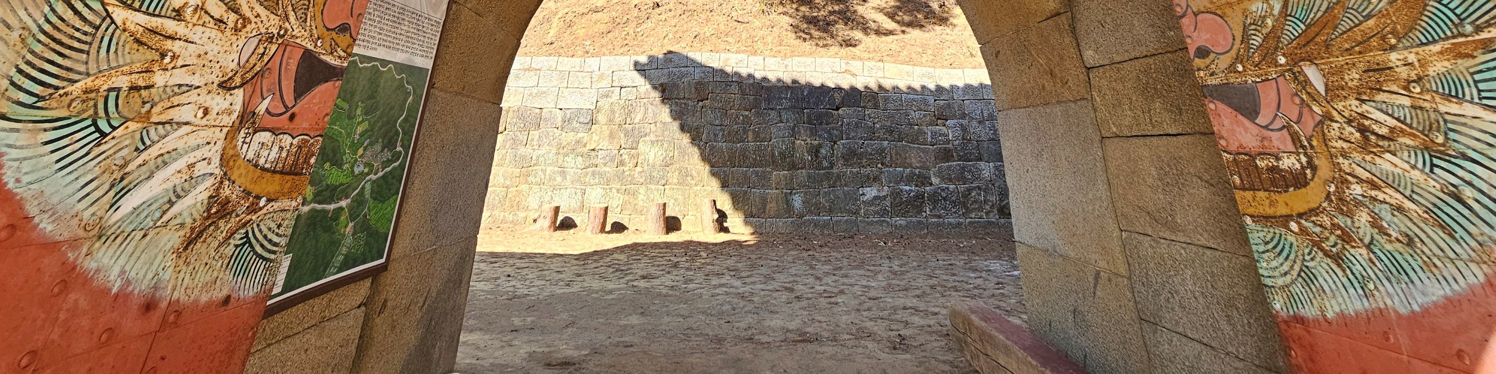 從首爾出發，前往上黨山城、法住寺和傳統市場的旅遊