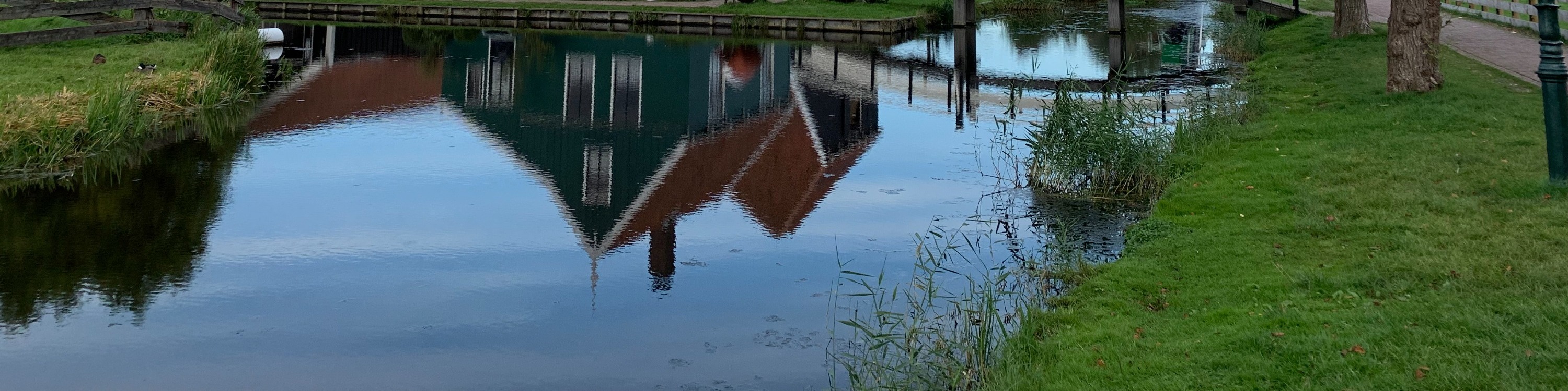 Zaanse Schans and Giethoorn Small-Group Tour with Hotel Pick Up