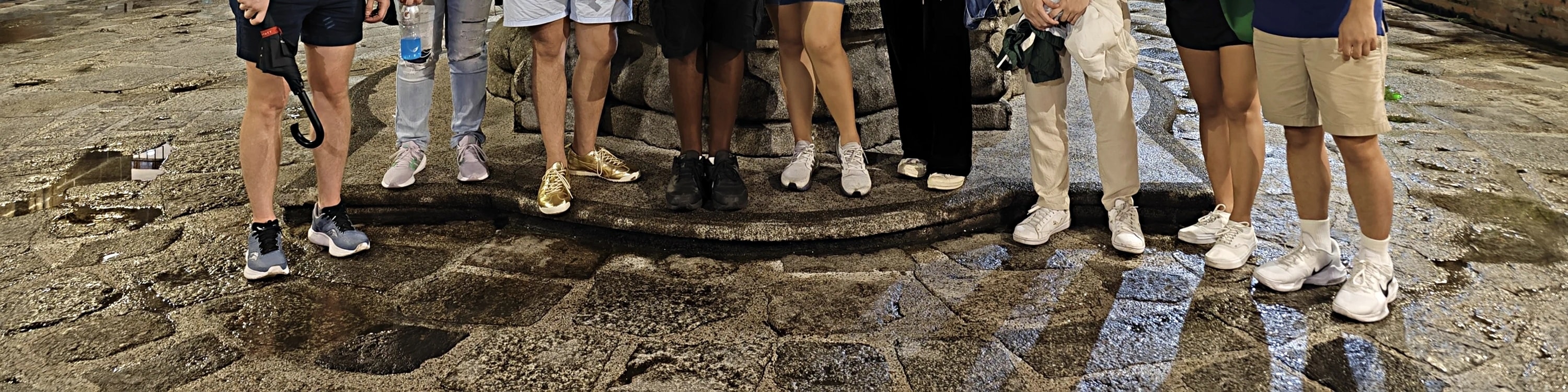 與您最喜歡的人一起享受包車旅遊。