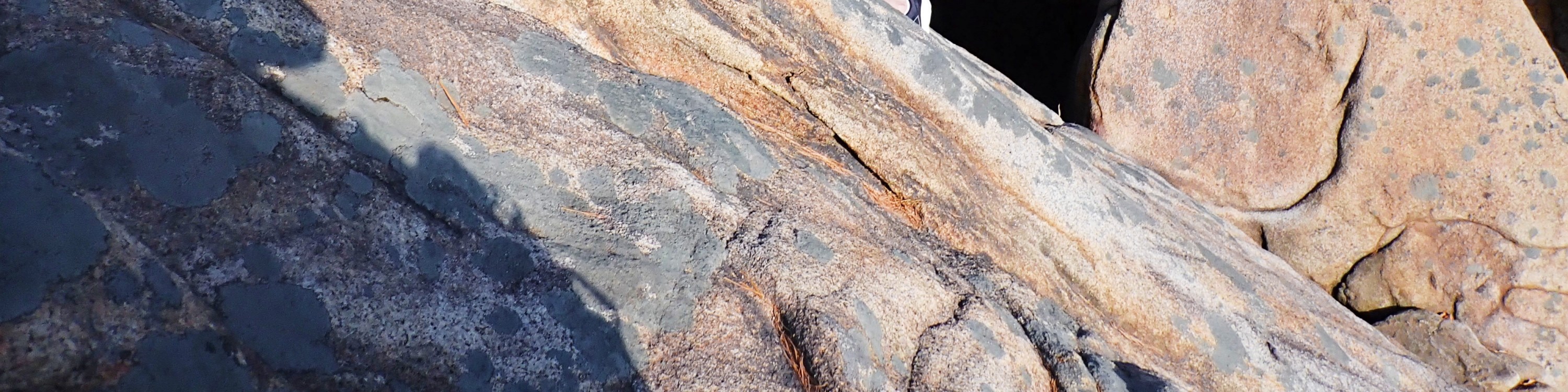 Real Rock Climbing Tour on a Mountain Ridge next to Seoul 