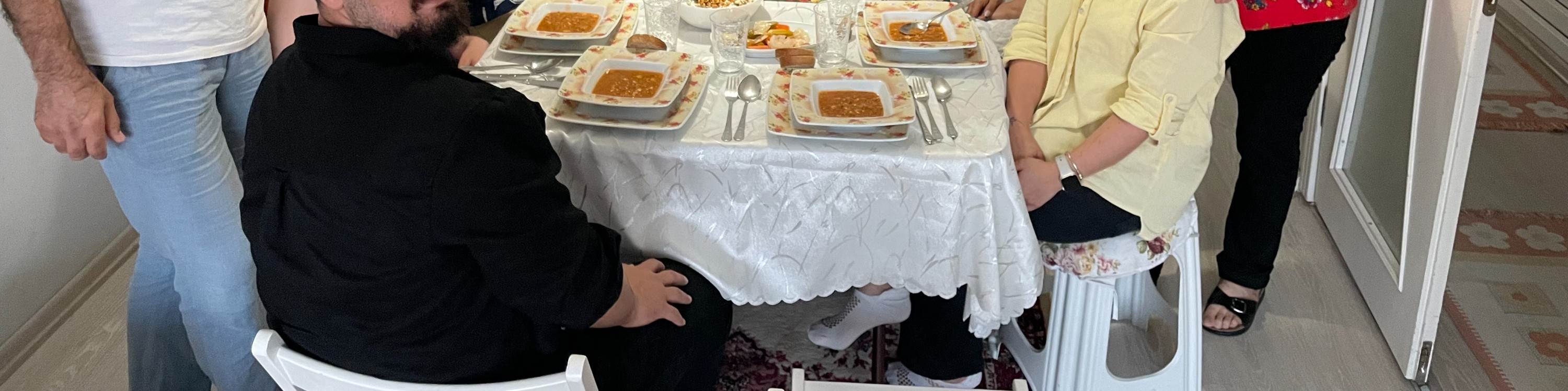 與當地家庭一起享受正宗的土耳其家庭晚餐體驗