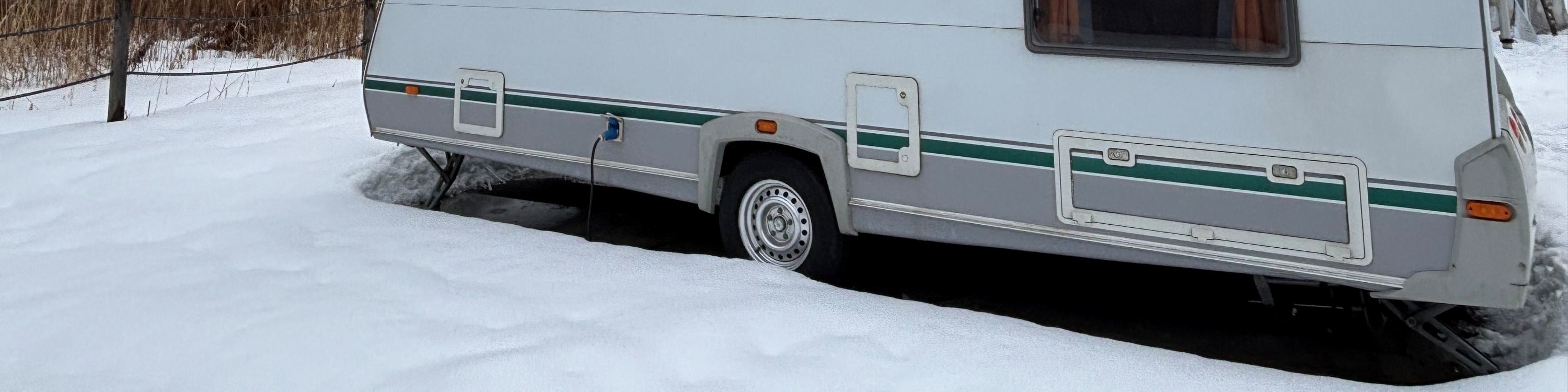 北海道免行李露營，拖掛式房車住宿，含接送服務