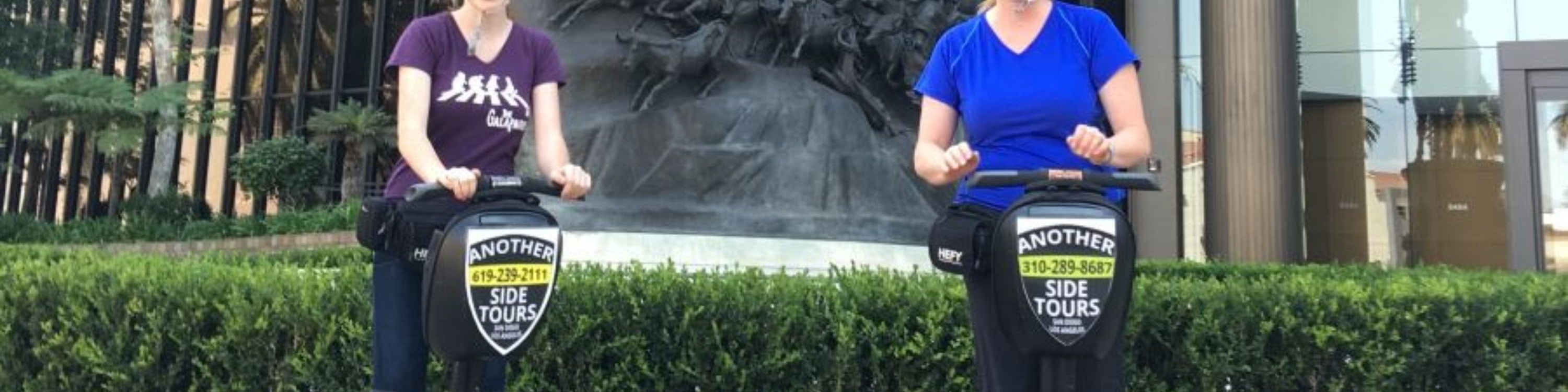 Capture a classic moment with the iconic John Wayne statue on your tour