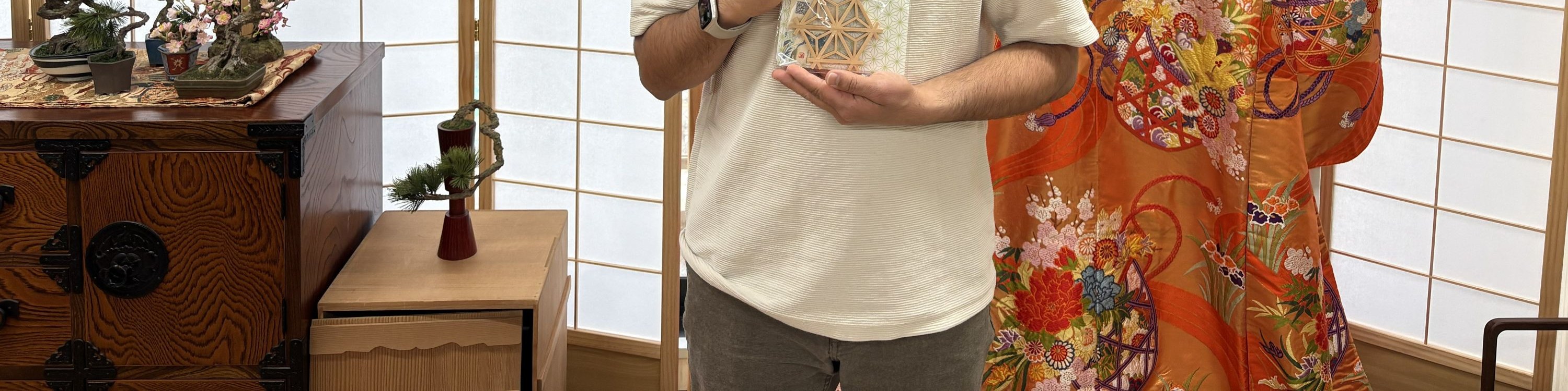  Asakusa: Discover the Art of Kumiko Make Your Own Coaster - Thumbnail 8