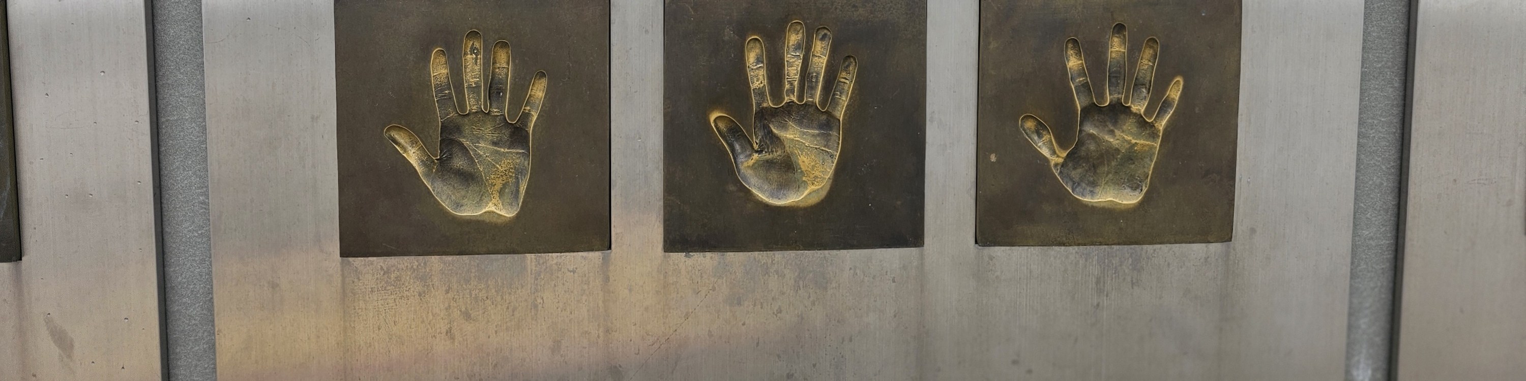Jamsil Sports Complex, BTS handprints(Mondays)