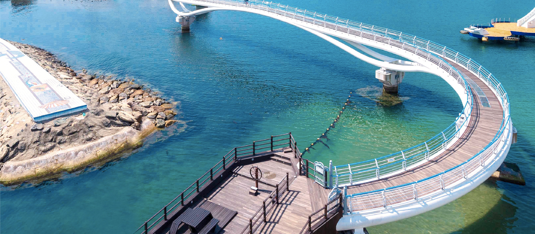 Busan One Day Tour: Gamcheon Culture Village, Haeundae Blueline park