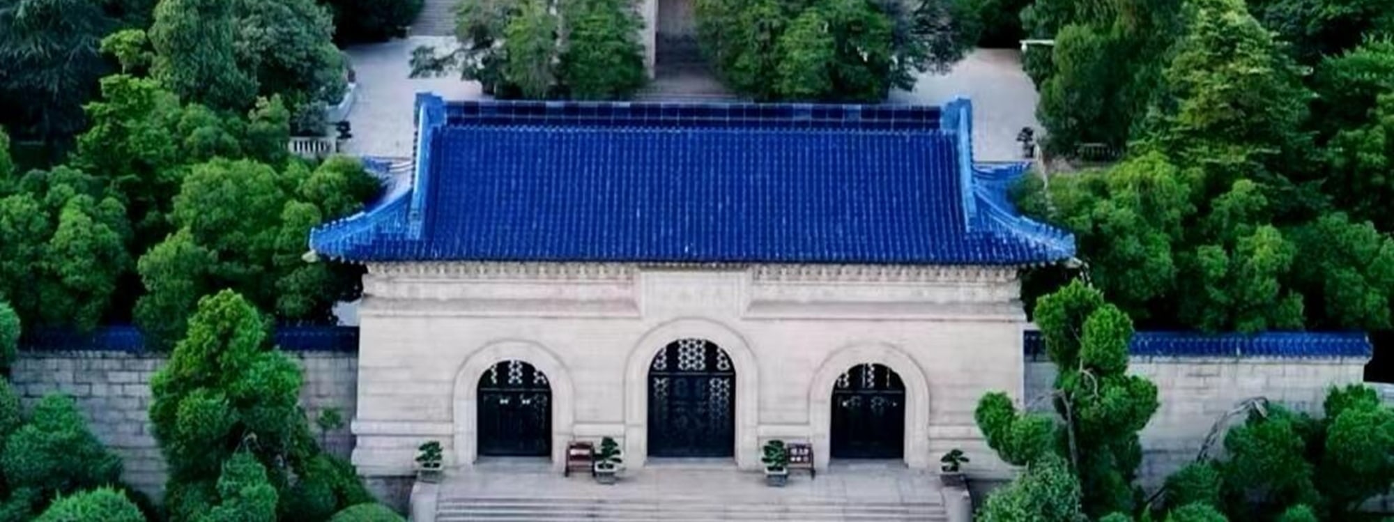 杭州往返南京總統府一日遊（總統府+夫子廟+雨花臺+中山陵+革命聖地+秦淮河畔的璀璨明珠+中國歷史最大科舉考場）