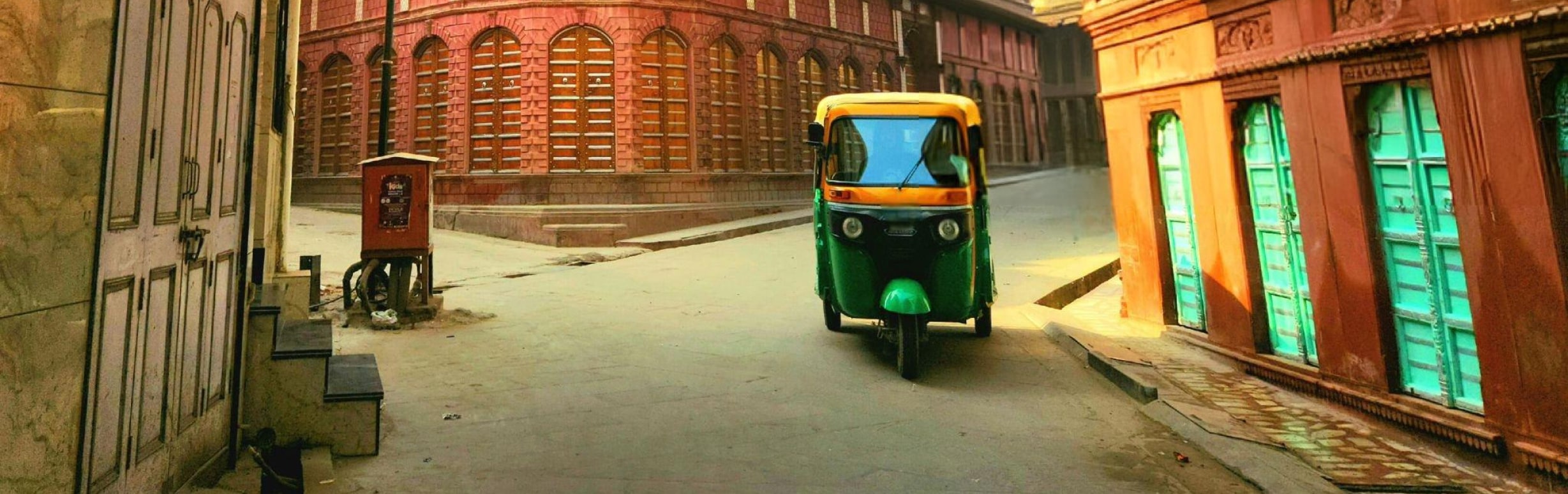 Royal Bikaner: Guided Half-Day City Sightseeing in Private Car