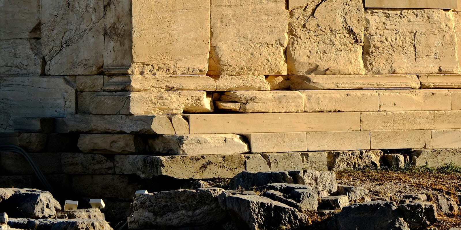 Athens : Shared Small Group Acropolis and City Sightseeing