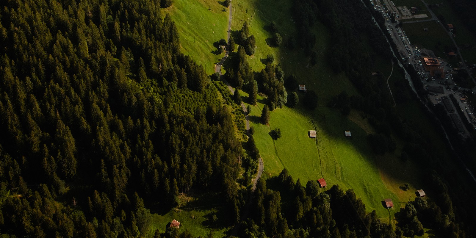 米倫 - 勞特布魯嫩雙人滑翔傘飛行 (Paragliding Tandem Flight Mürren - Lauterbrunnen)