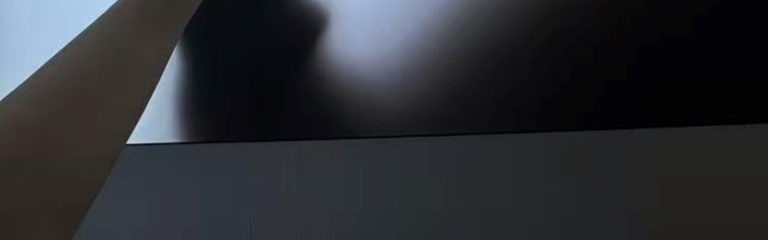 一個個場景中，看到了迷茫與掙扎交織的漩渦，也捕捉到了希望與渴望被理解的微光