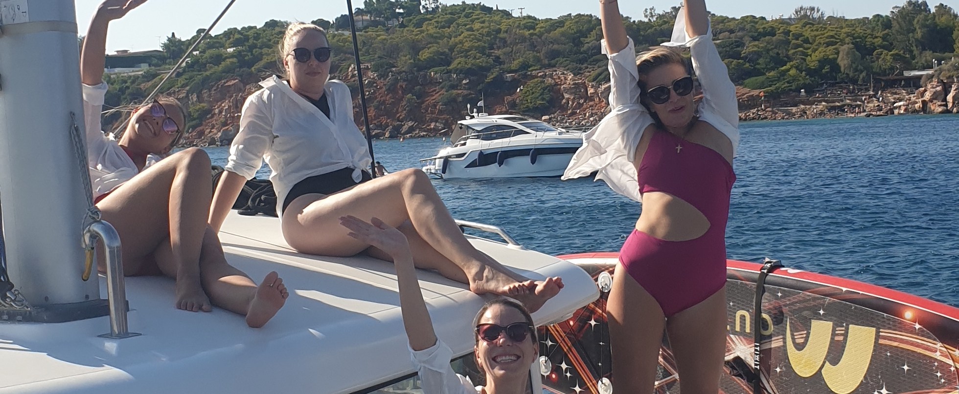 Athens Riviera Catamaran Tour with Fresh Meal and Drinks