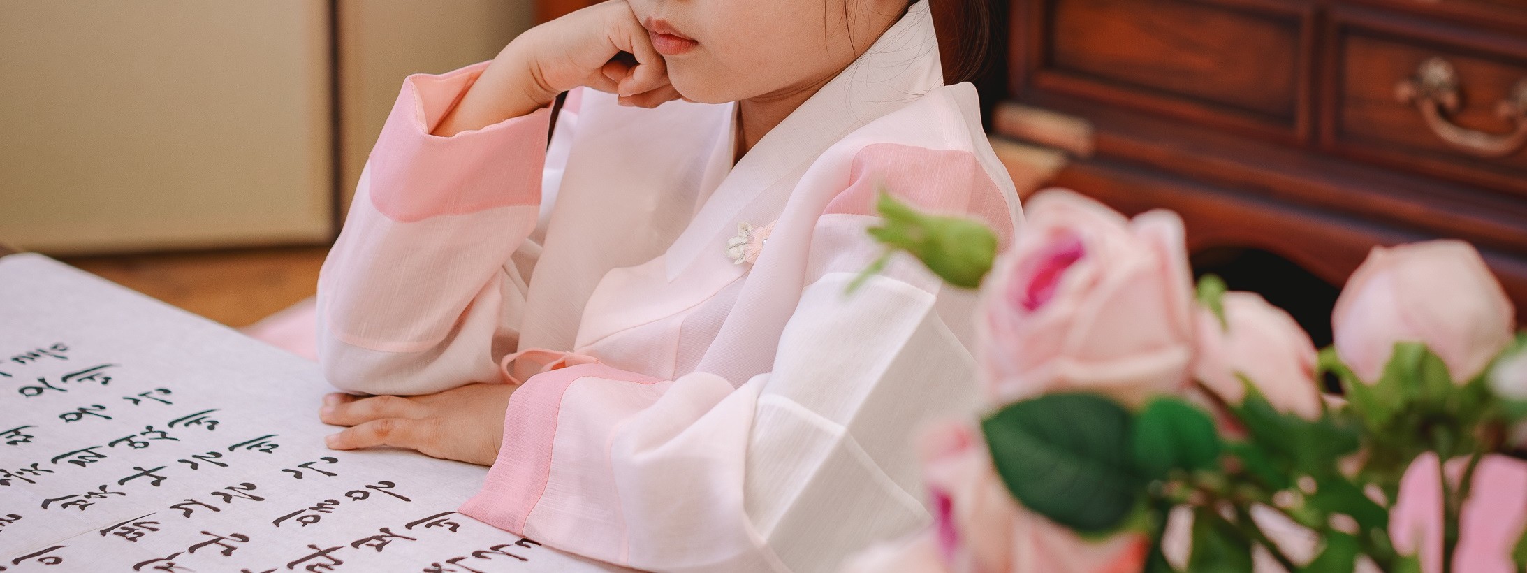 濟州島傳統韓服室內寫真體驗 (Traditional Hanbok Indoor Studio Photoshoot Experience in Jeju)
