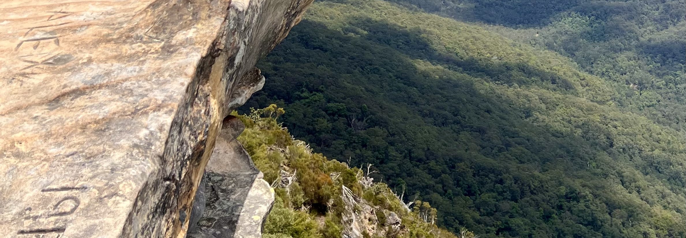 Explore majestic waterfalls and trails on our Blue Mountains Walkthrough
