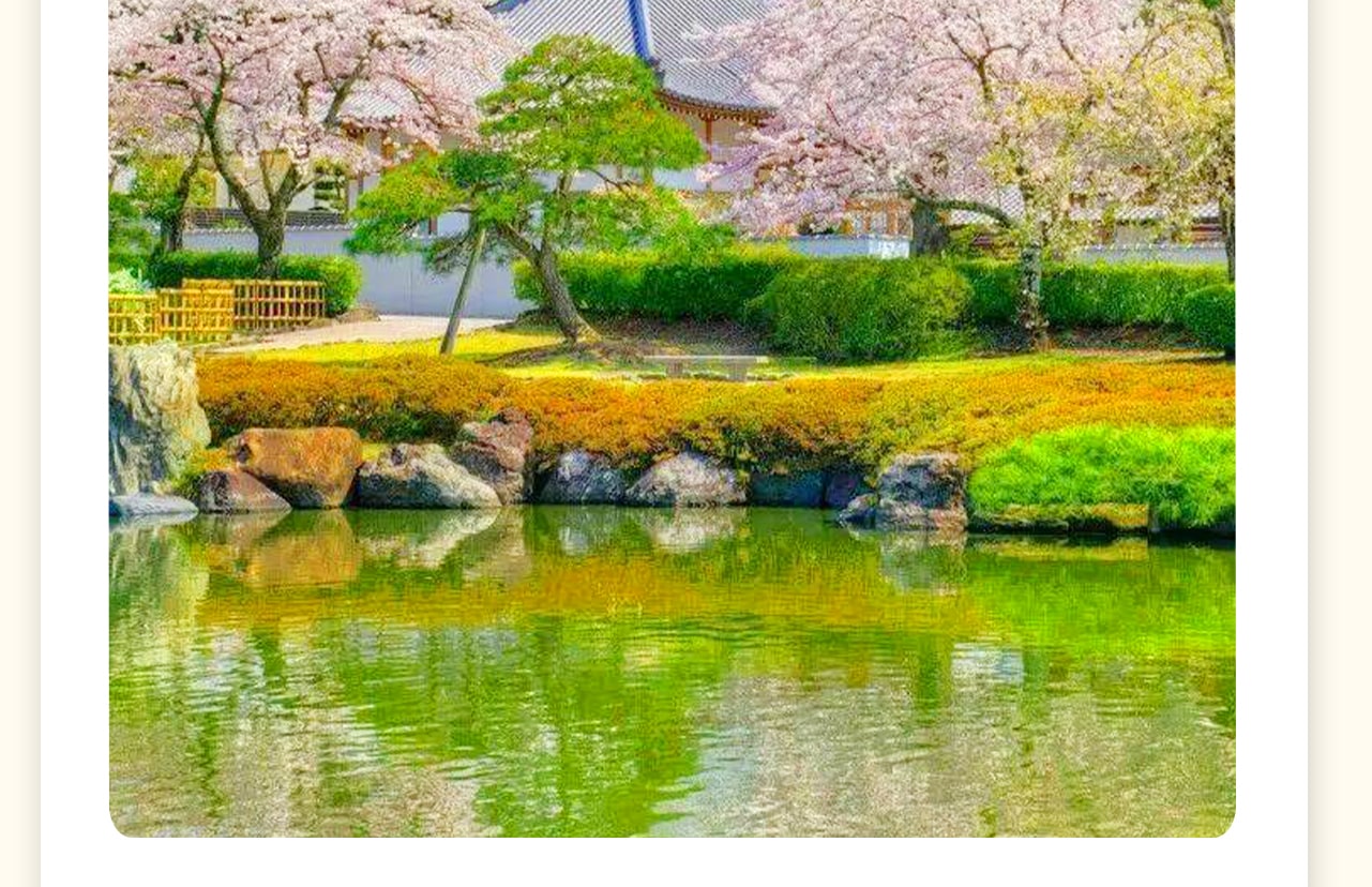 忍野八海位於日本山梨縣,是富士山腳下的八個湧泉統稱。這些泉水清澈透明,源於富士山的融雪,經過地層過濾而成。忍野八海包括御釜池、底拔池、銚子池等,每個池子都有其獨特的傳說和風景。這裡是日本國家指定天然紀念物,亦被列入世界文化遺產。遊客可以欣賞到倒映著富士山的美麗池水,品嚐當地特色美食,感受自然的治癒力量。 忍野八海位於日本山梨縣,是富士山腳下的八個湧泉統稱。這些泉水清澈透明,源於富士山的融雪,經過地層過濾而成。忍野八海包括御釜池、底拔池、銚子池等,每個池子都有其獨特的傳說和風景。這裡是日本國家指定天然紀念物,亦被列入世界文化遺產。遊客可以欣賞到倒映著富士山的美麗池水,品嚐當地特色美食,感受自然的治癒力量。