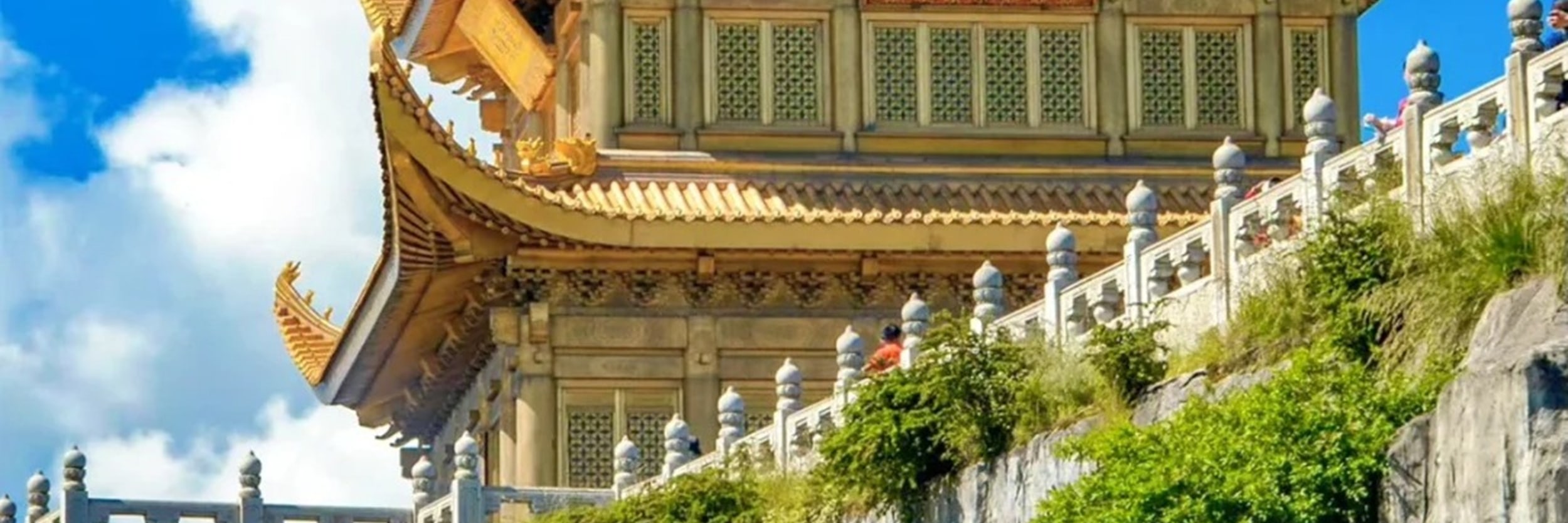 四川峨眉山&樂山大佛純玩2日遊（峨眉山金頂+樂山大佛+贈送川劇變臉晚會+當地特色美食+成都市區三環內包接送+4鑽精品酒店+成都往返）
