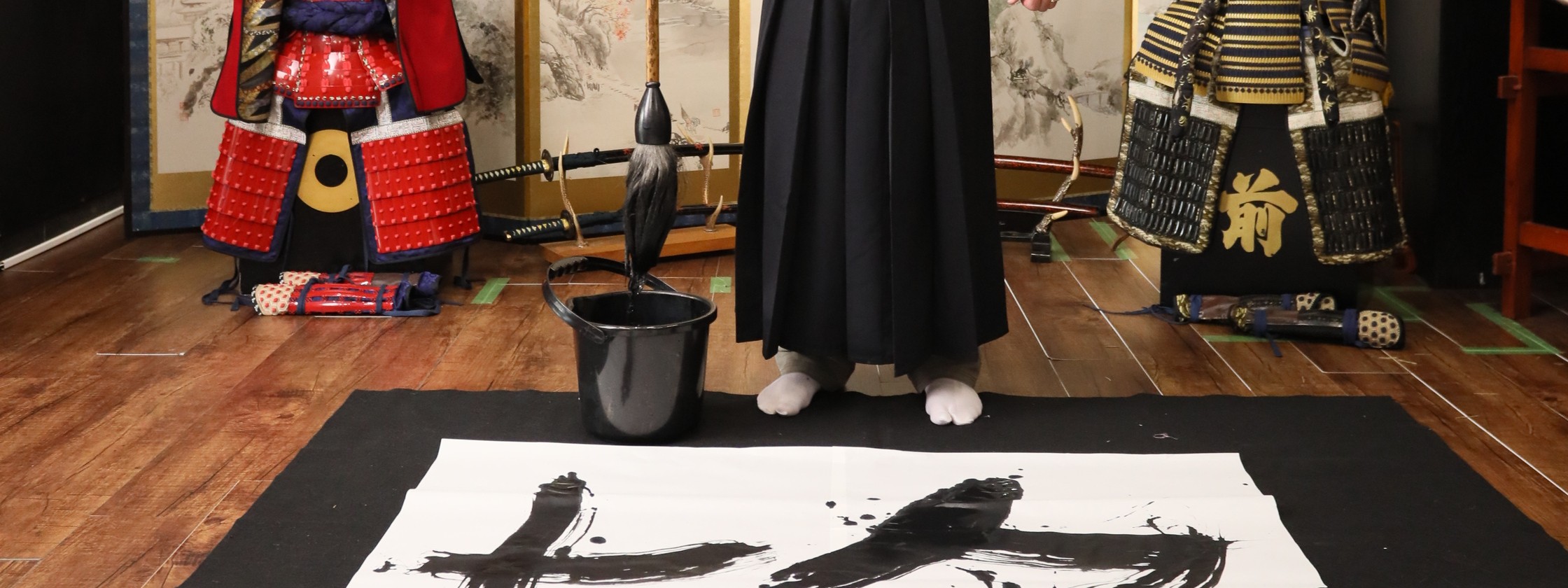 在大阪學習武士道和禪宗的武士書法